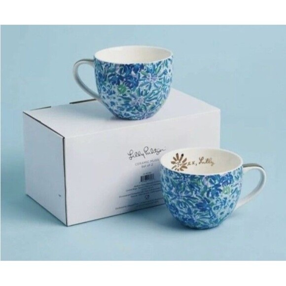 Lilly Pulitzer Mugs Set 2 Blue Floral Gold White Porcelain Coffee/Tea Cups 12 oz - Picture 1 of 8